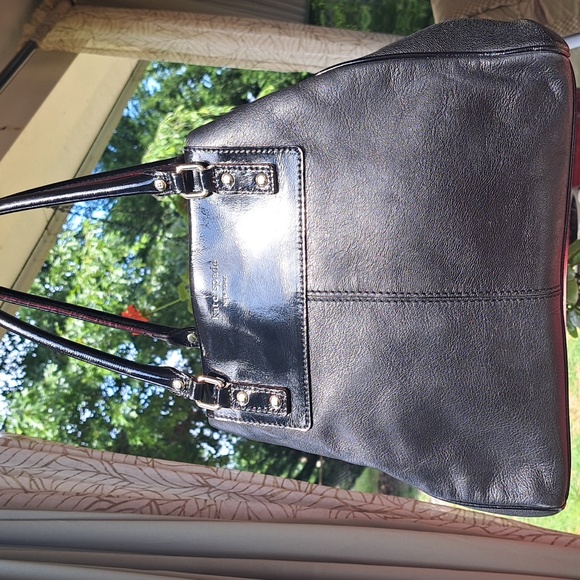 Kate Spade Black Leather Shoulder Bag Excellent Conditi - Picture 2 of 11
